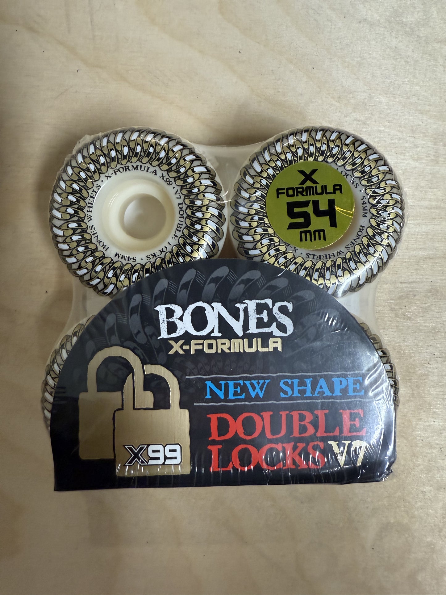 XF DOUBLE LOCK 54 V7 X-FORMULA 99A 4PK GOLD