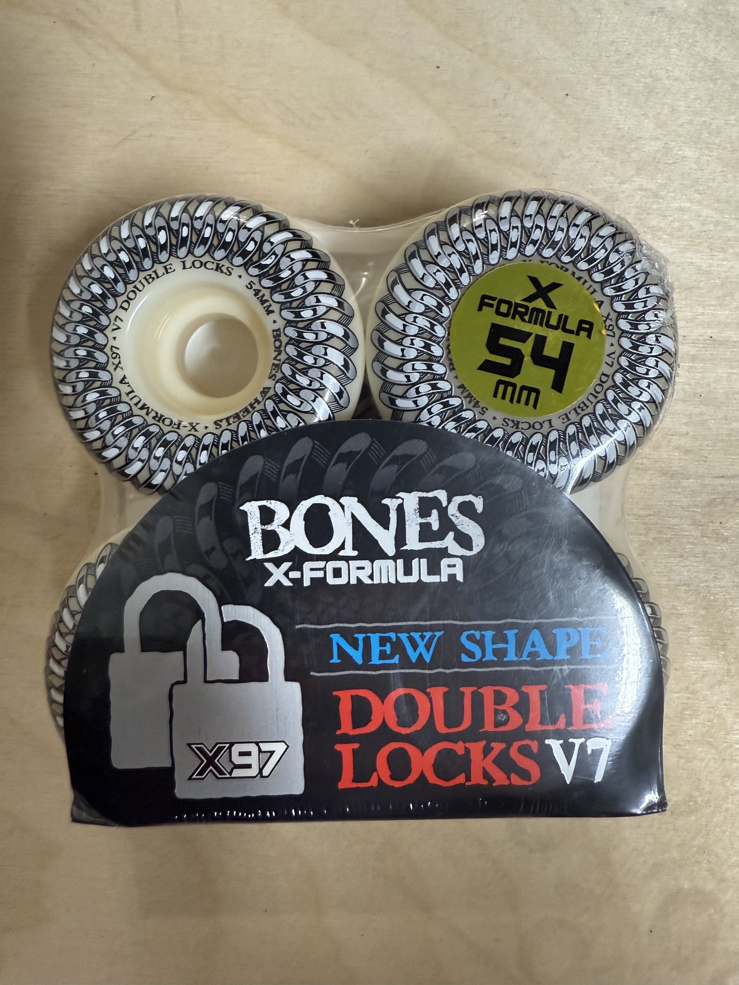 XF DOUBLE LOCK 54 V7 X-FORMULA 97A 4PK SILVER
