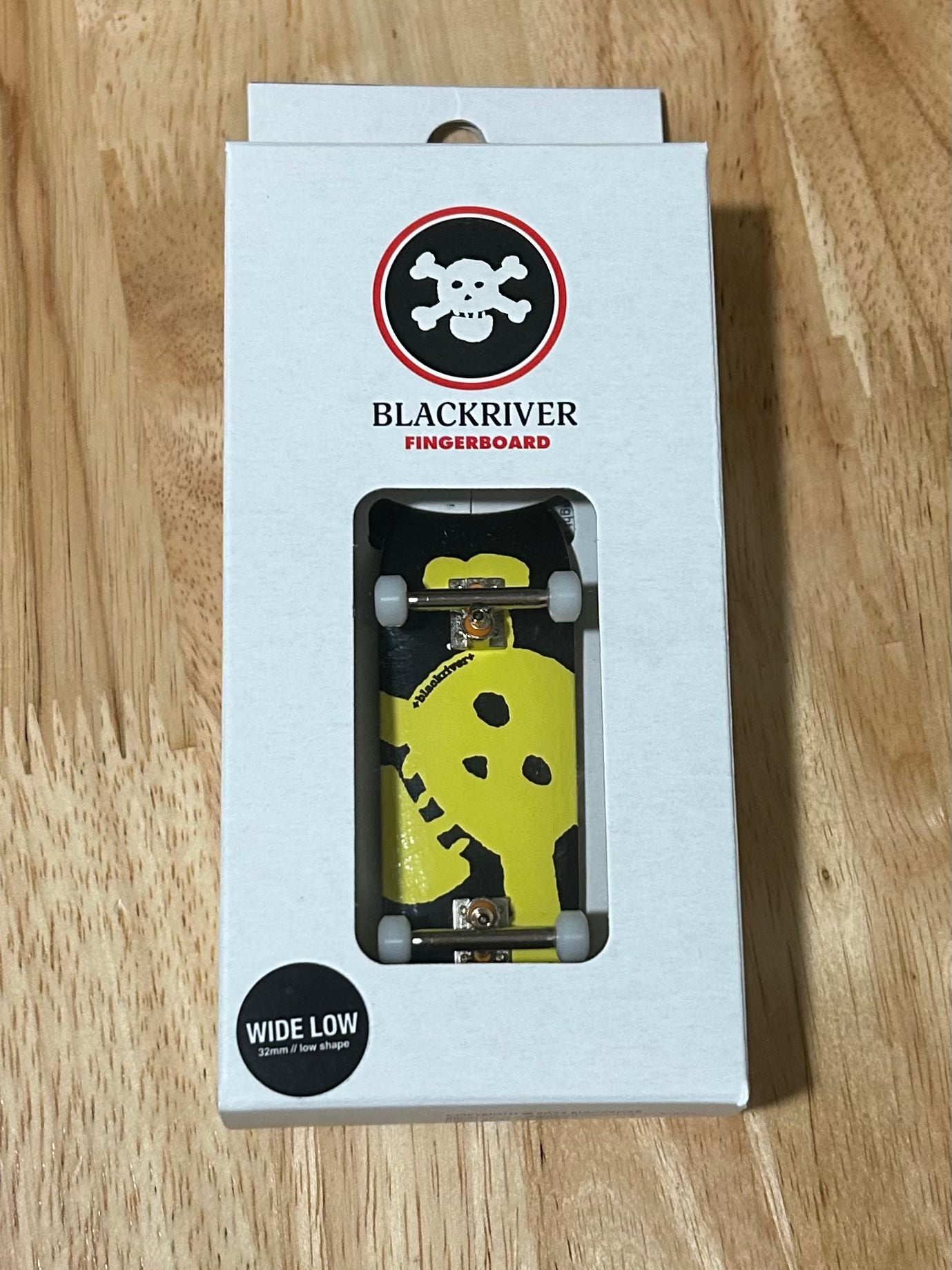 Blackriver Pro Complete Fingerboard - New Skull | Yellow 5ply Low 32mm