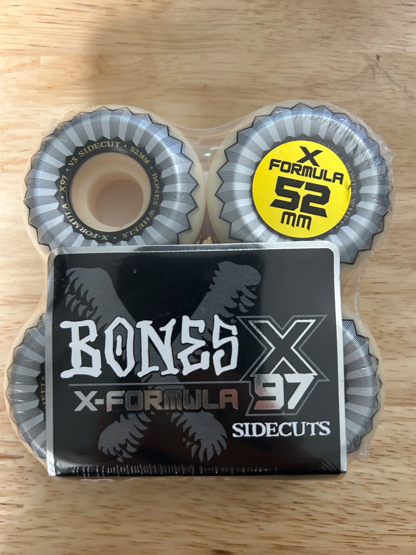 XF SIDECUT 52 SILVER