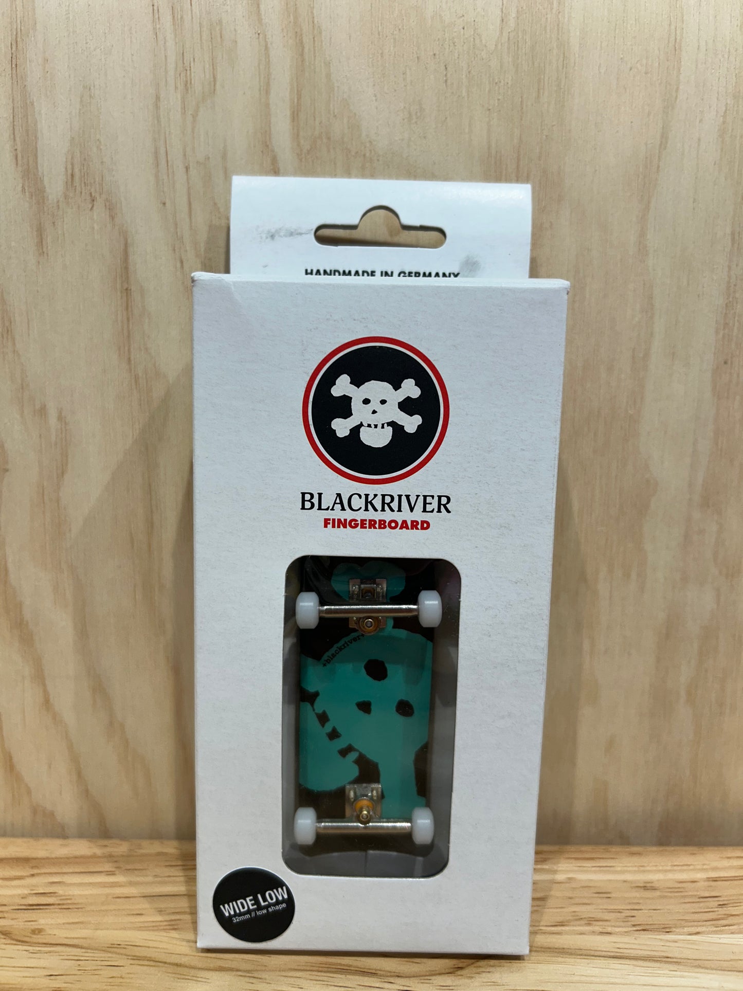 Blackriver Pro Complete Fingerboard - New Skull | Neon Turquoise 5ply Low 32mm