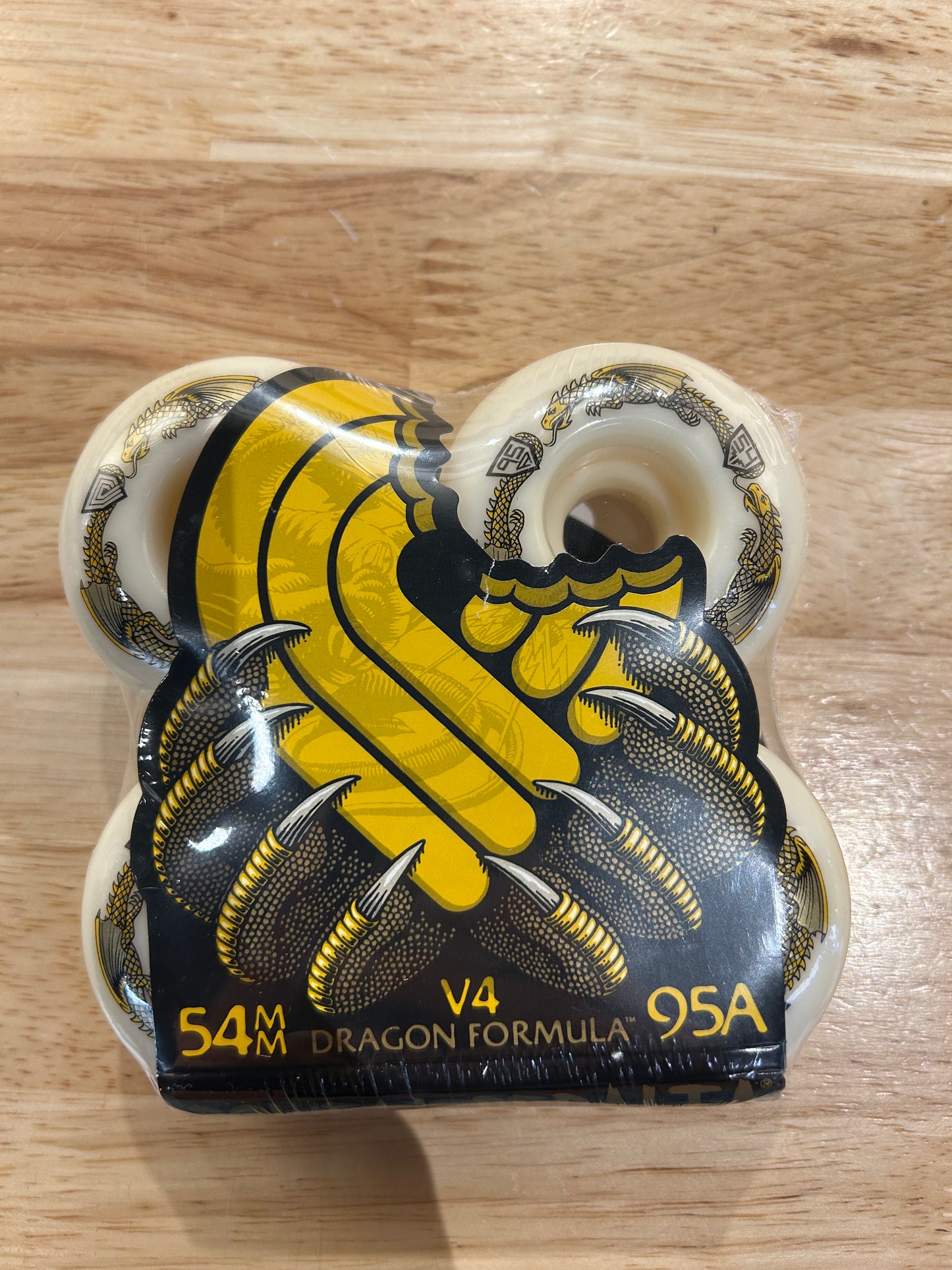 DRAGON FORMULA YELLOW 95A 54X34MM 4PK V4