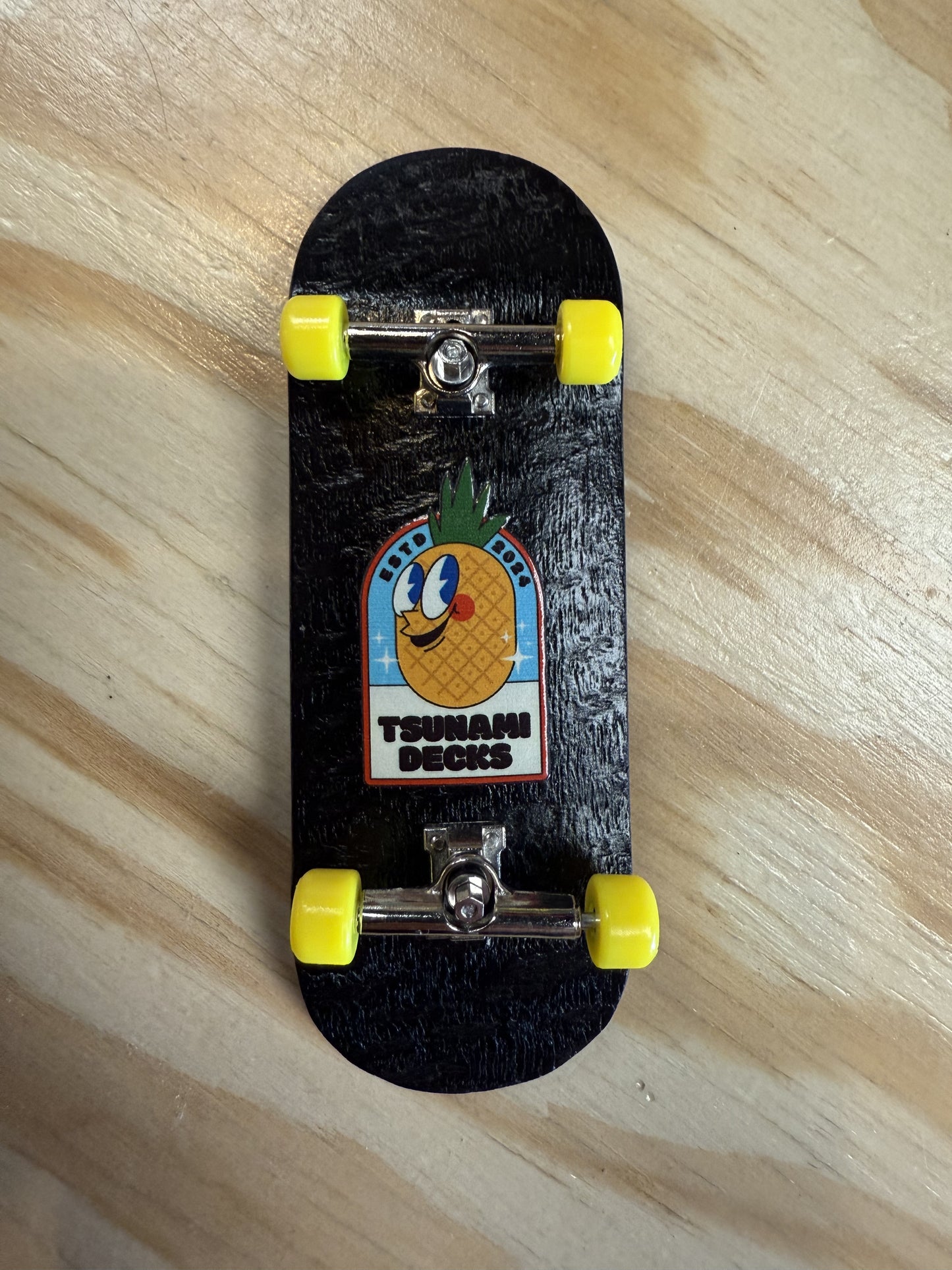 Tsunami Fingerboard Black Complete