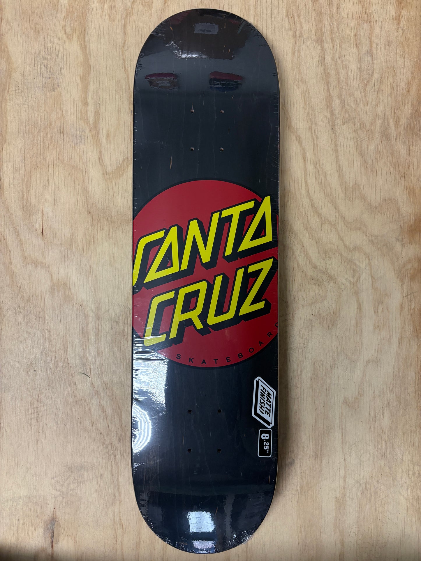 Classic Dot 8.25in x 31.83in Santa Cruz Decks 8.25