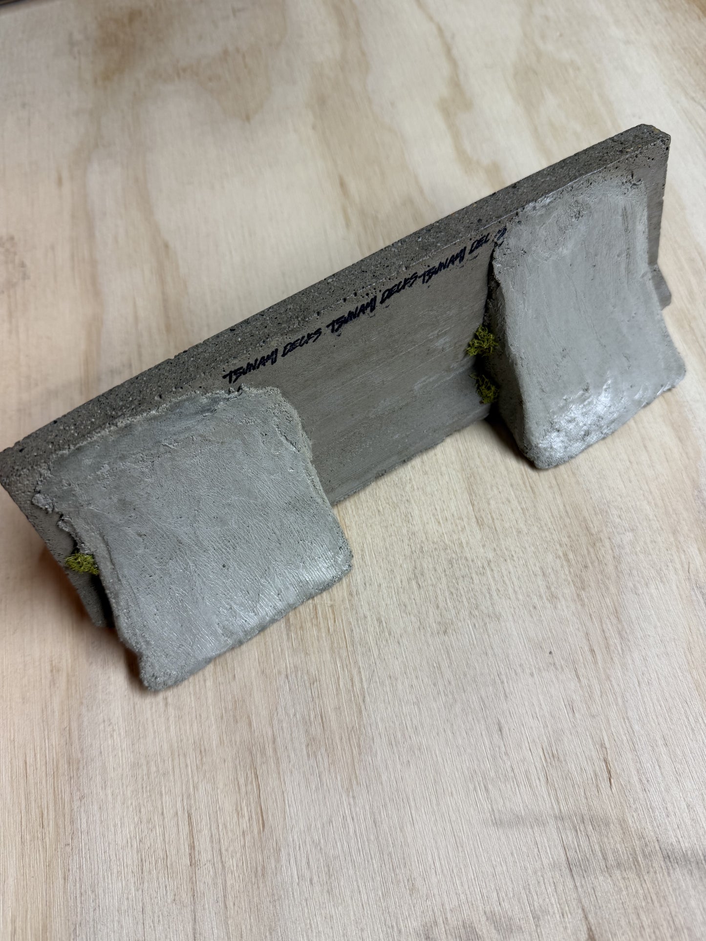 Tsunami Fingerboard Jersey Barrier DIY