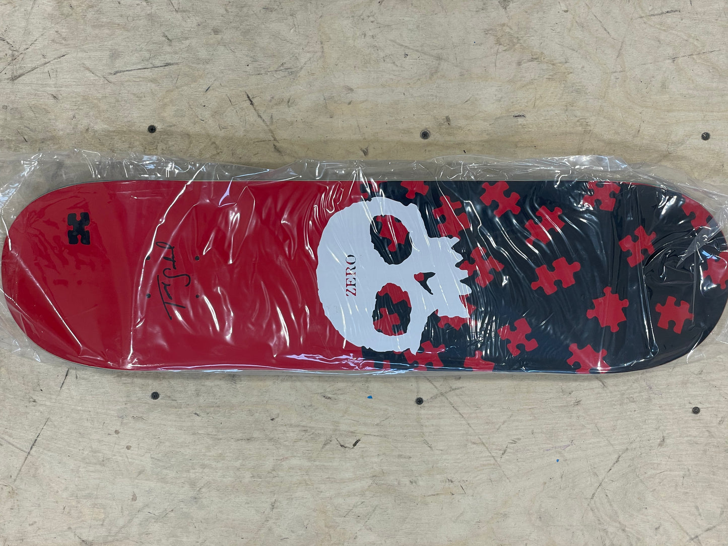 Zero Sandoval - Puzzle Skull 8.25