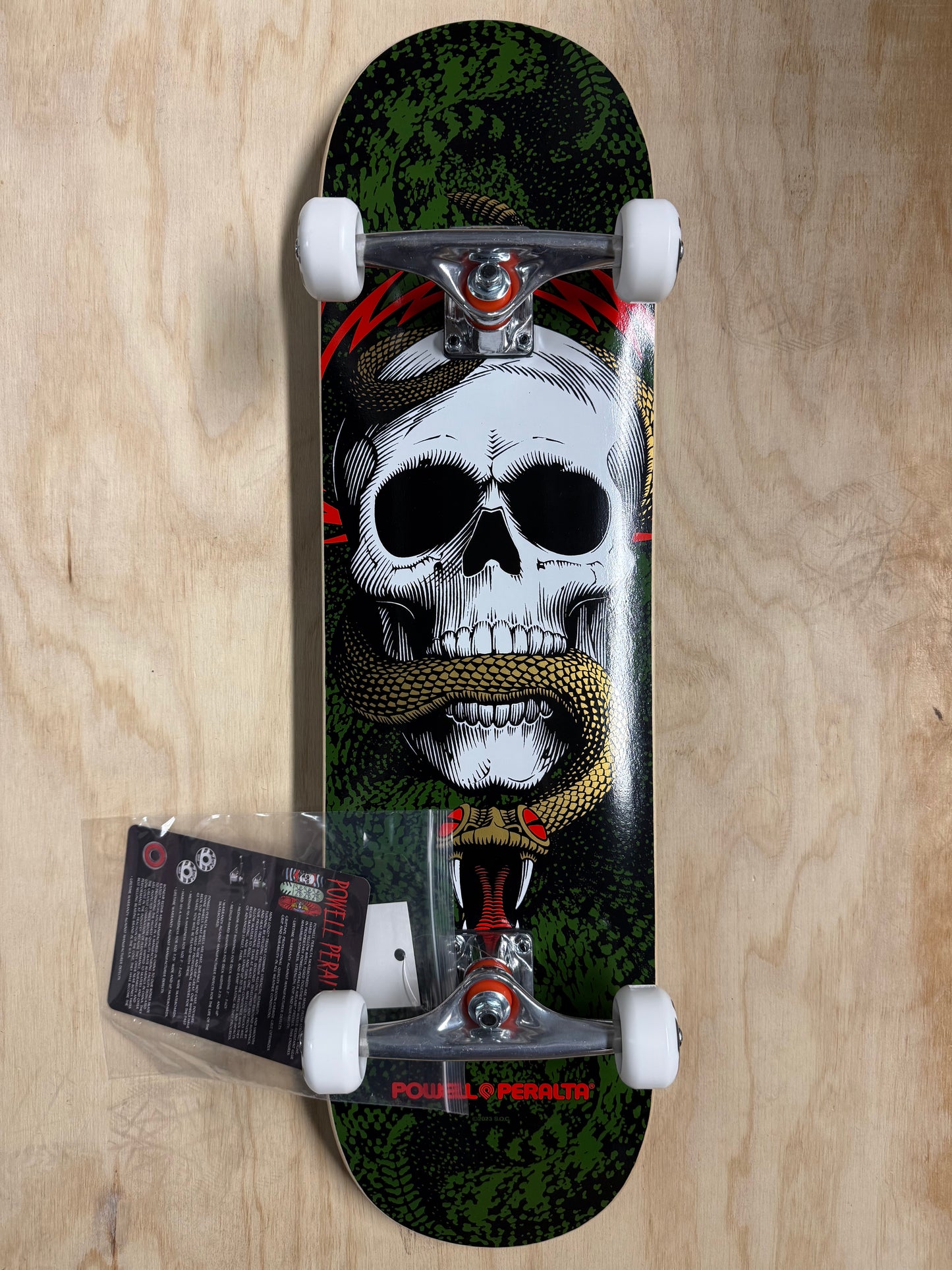 Powell Peralta Skull & Snake Complete Black/Green 8.25
