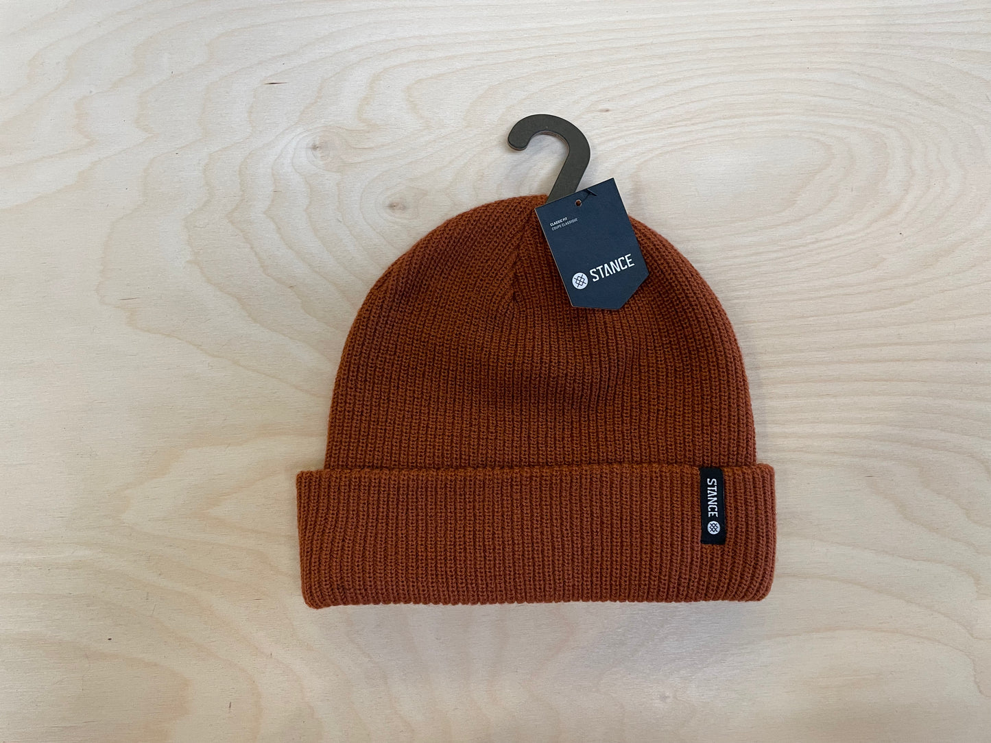 ICON 2 BEANIE - RUST