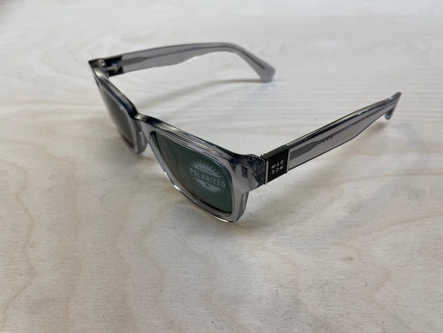 MEMPHIS Smoke Grey Polarized
