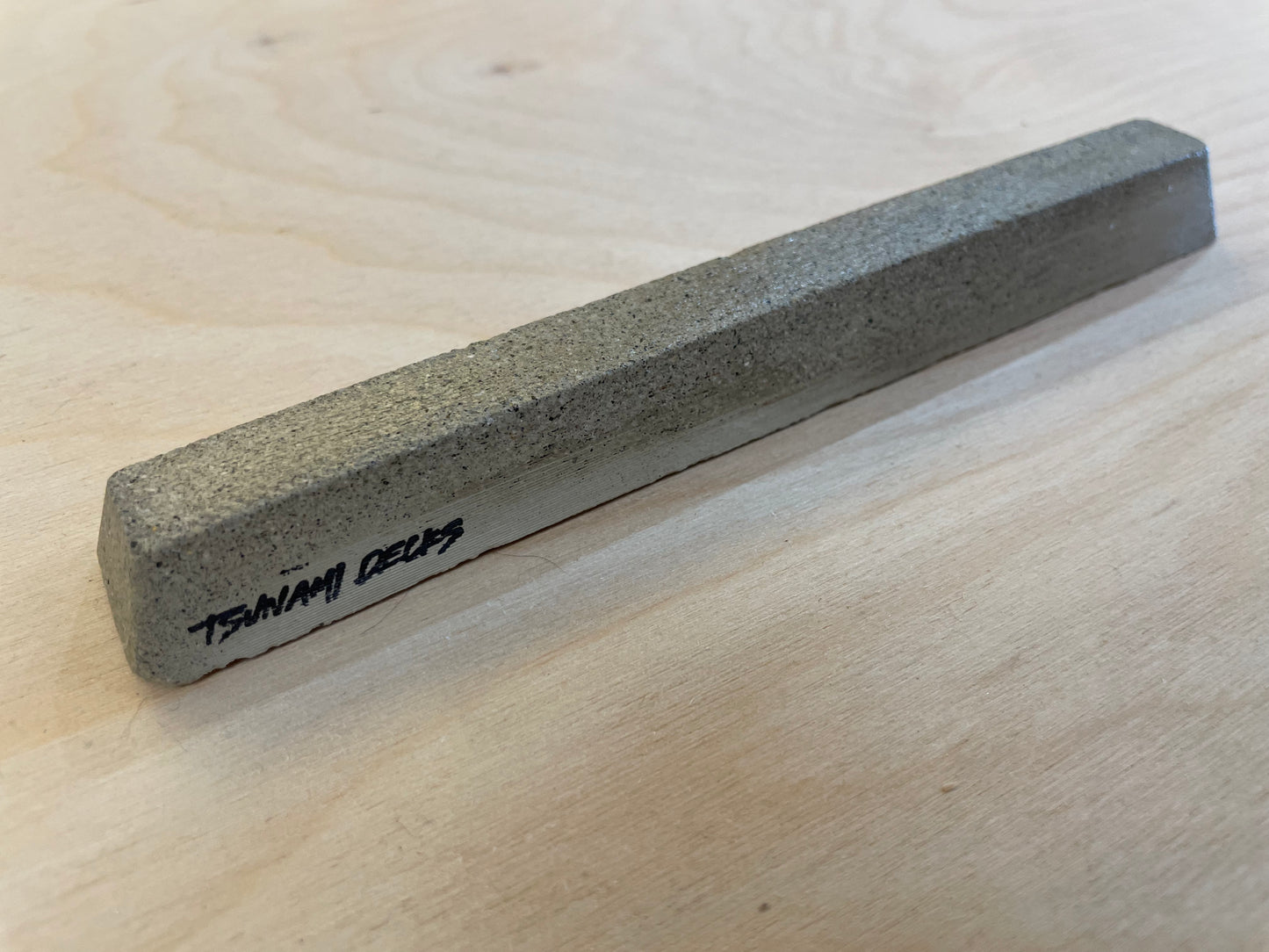 Tsunami Fingerboard Parking Block - Raw