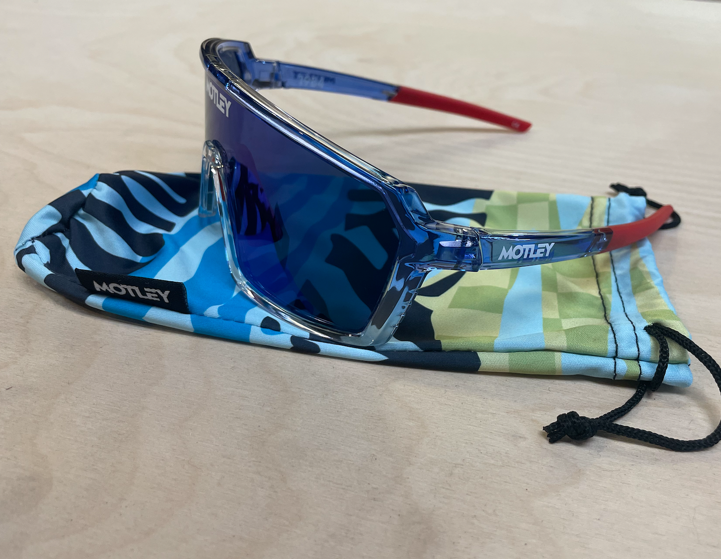 1984 Red White Blue / Blue Mirror