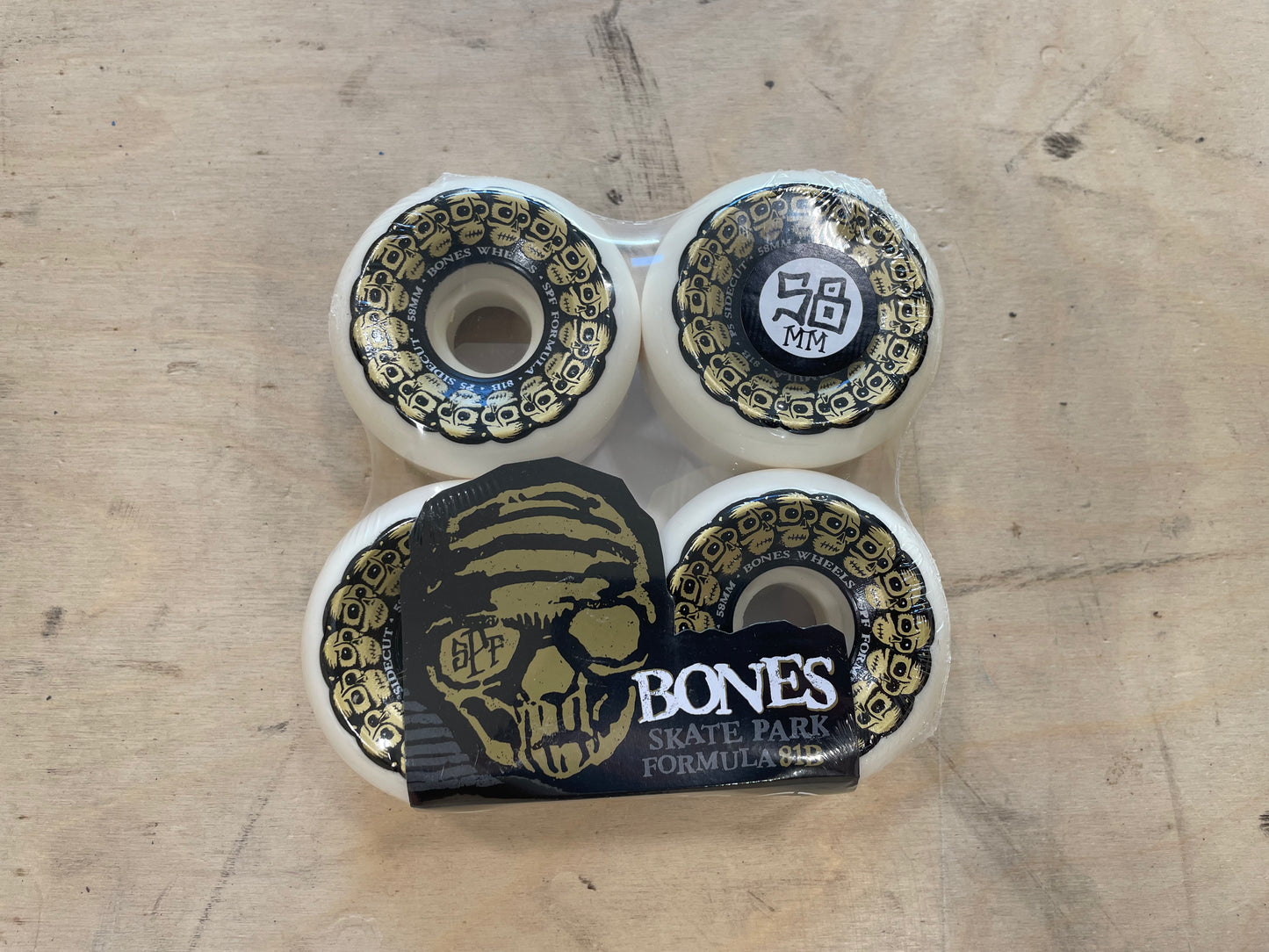 Bones CIRCLE SKULLS 58MM P5 SIDECUT BONES SKATEPARK FORMULA 81B