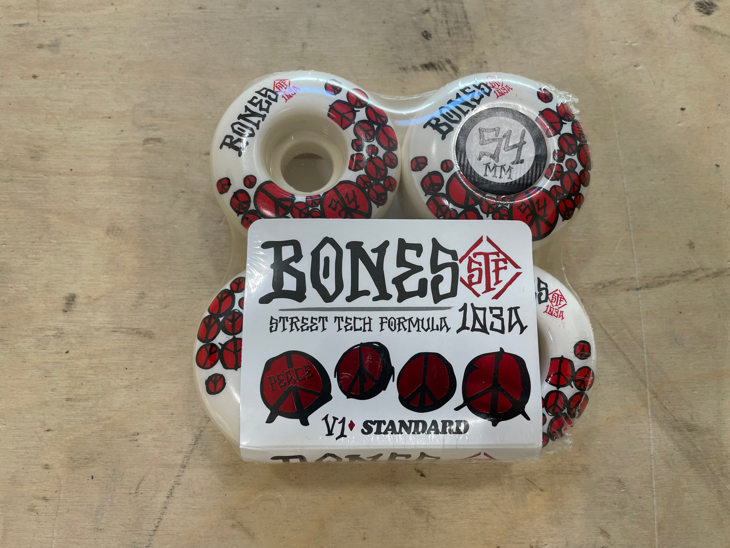 BONES PEACE 54 V1 STANDARDS STREET TECH