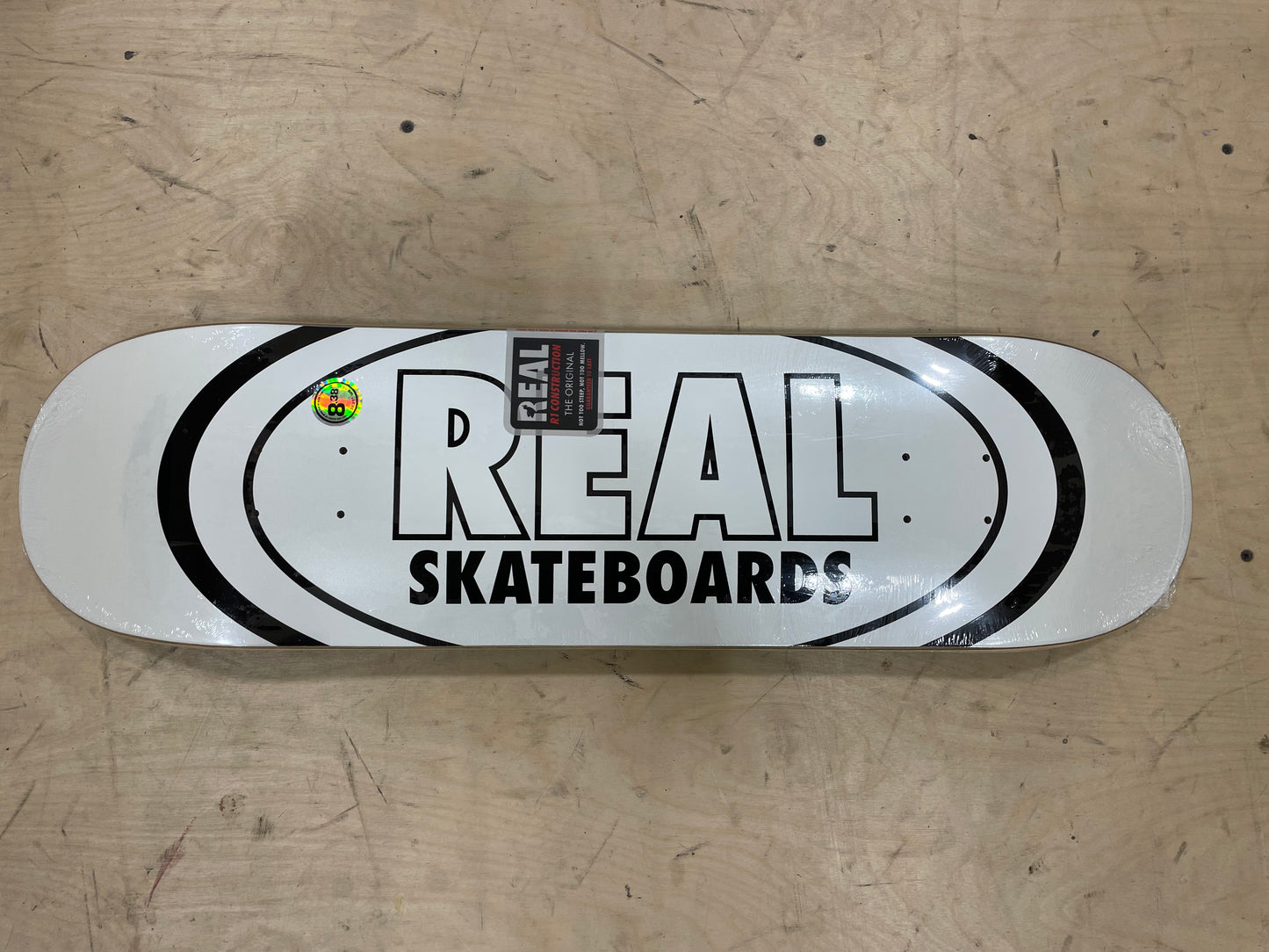 REAL TEAM CLASSIC OVAL 8.38
