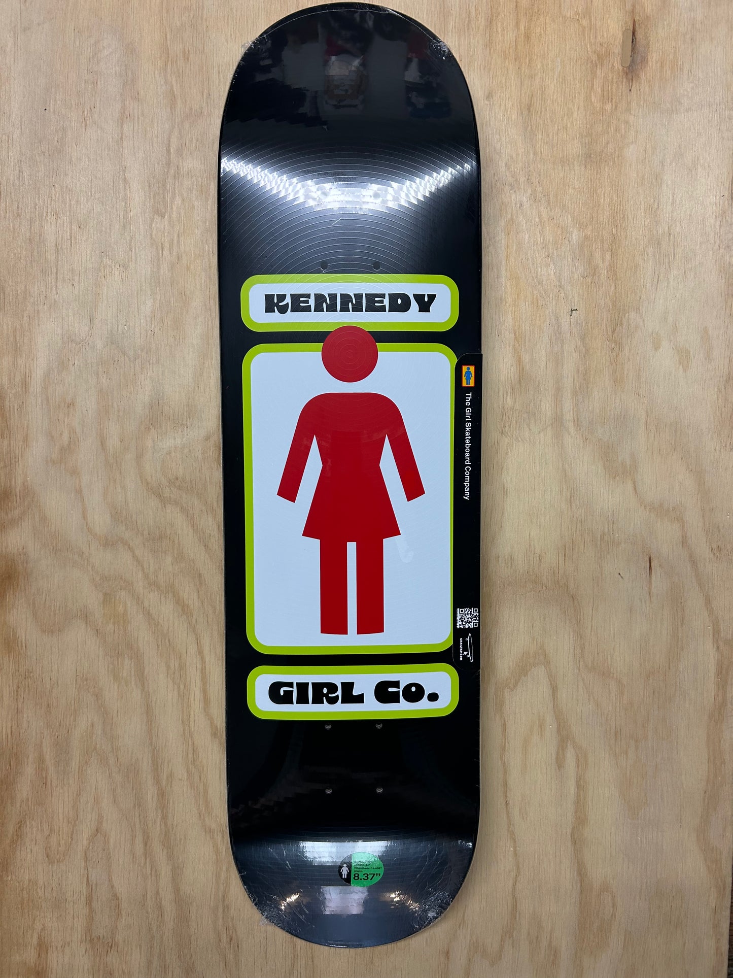 Kennedy Hypno Girl Deck WR49 D1 G030: 8.375" X 32"
