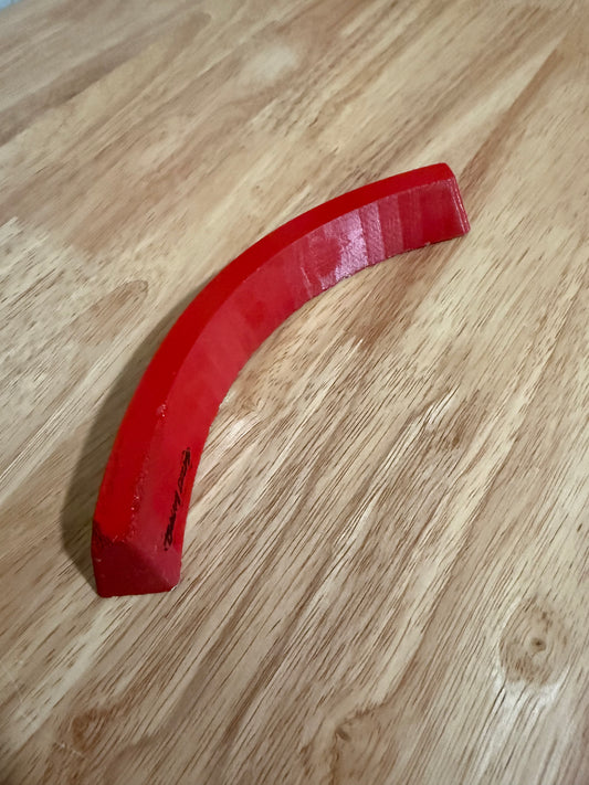 Tsunami Fingerboard Curved Parking Block - Red
