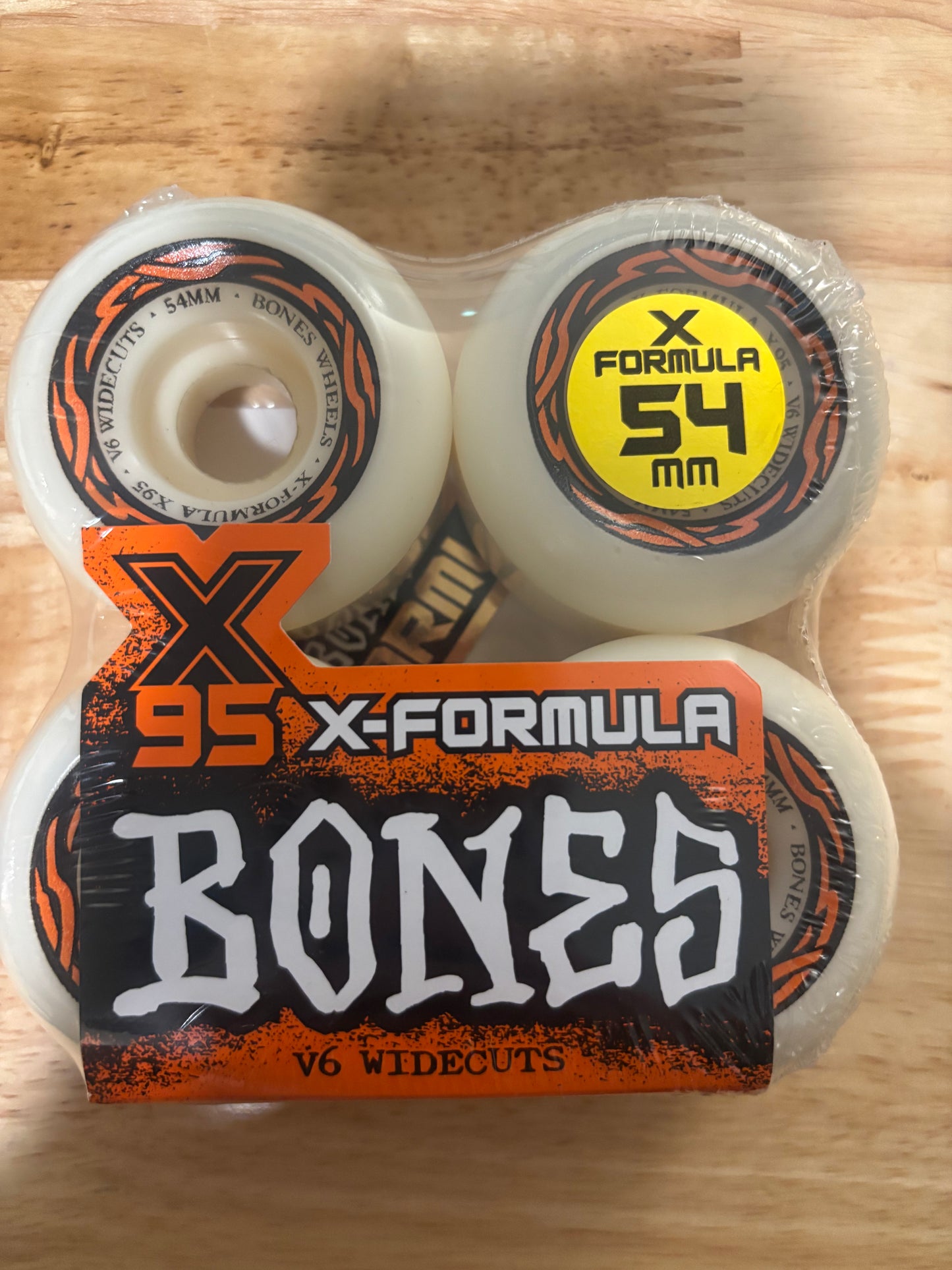 X-FORMULA 54 V6 WIDECUTS