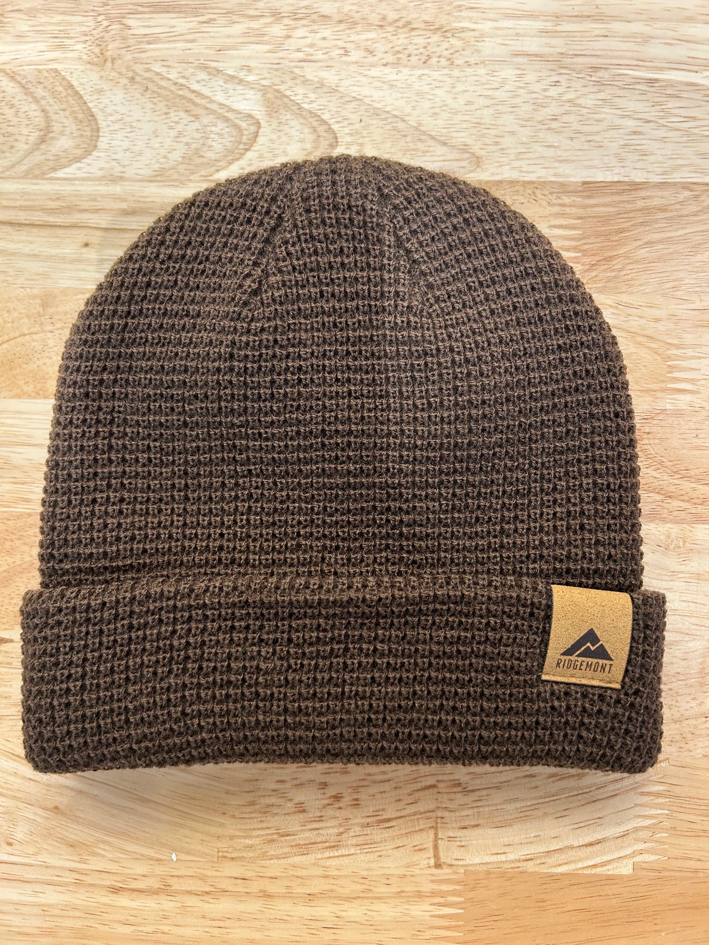 Ridge Waffle Knit Beanie/Brown