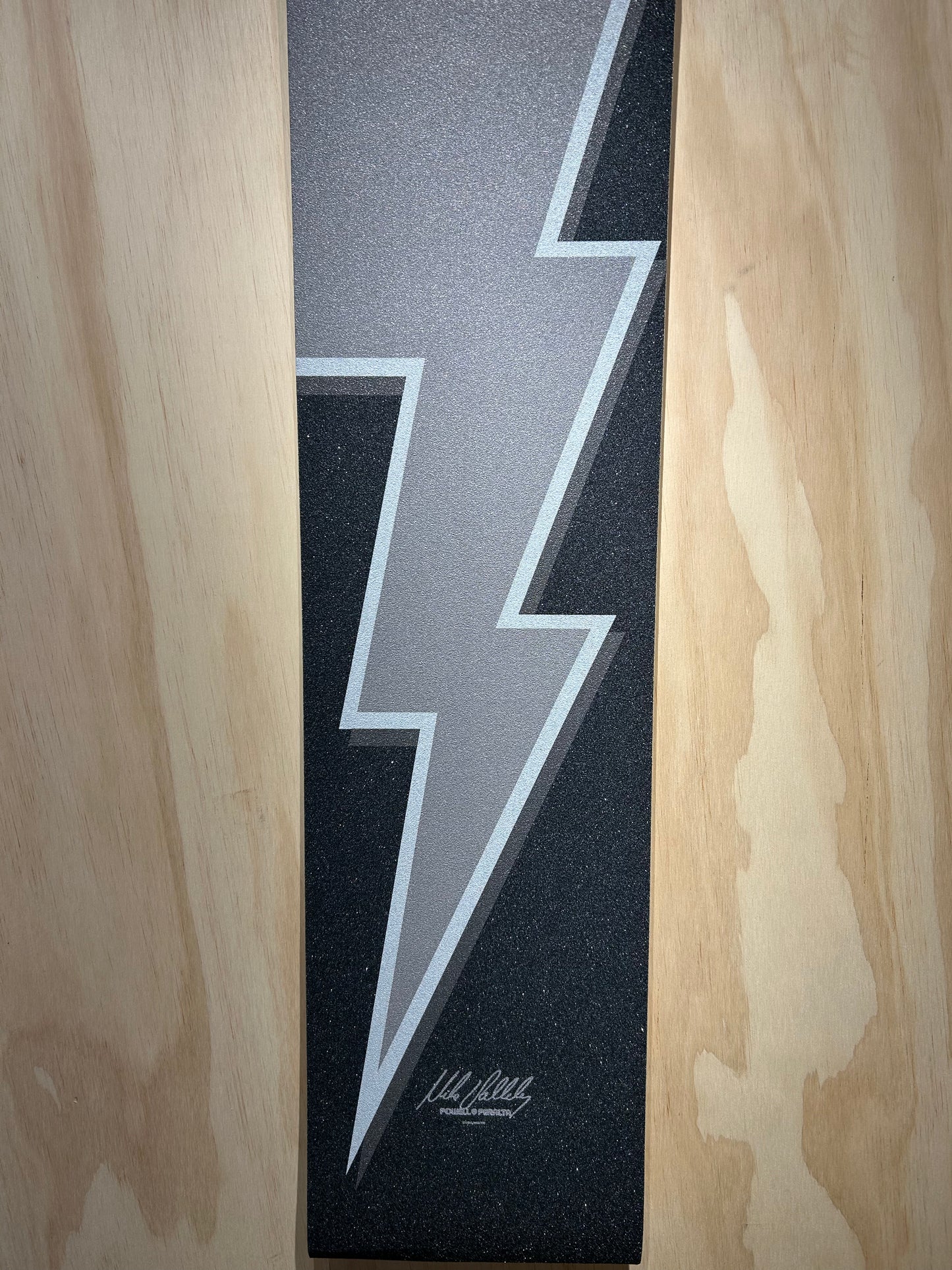 GRIP PP MIKE VALLELY LIGHTNING BOLT 9X33