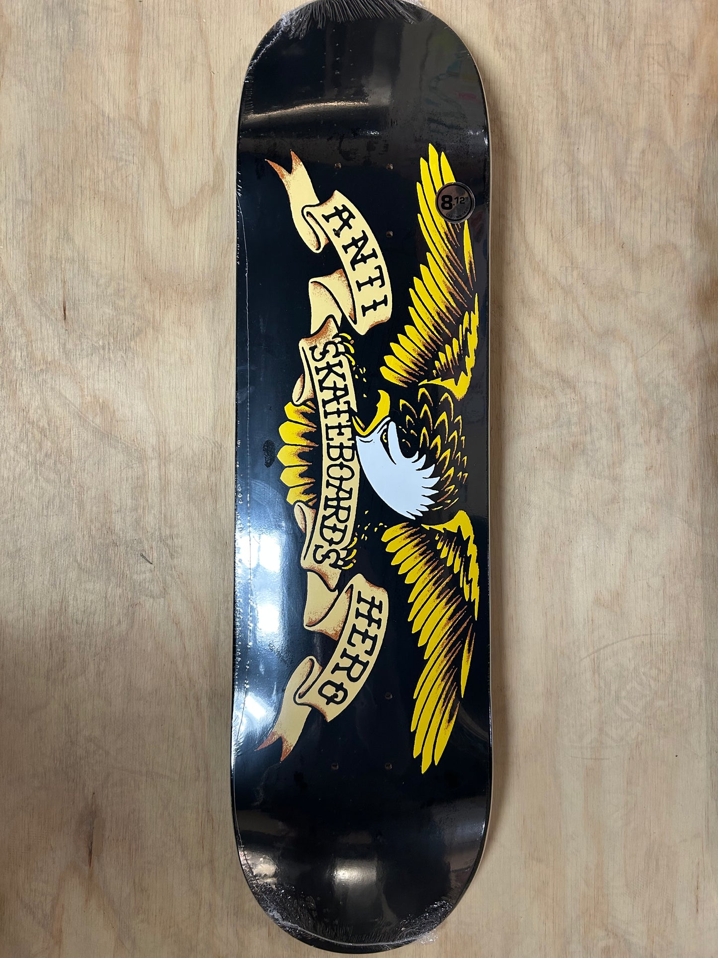 ANTIHERO CLASSIC EAGLE- BLACK 8.12
