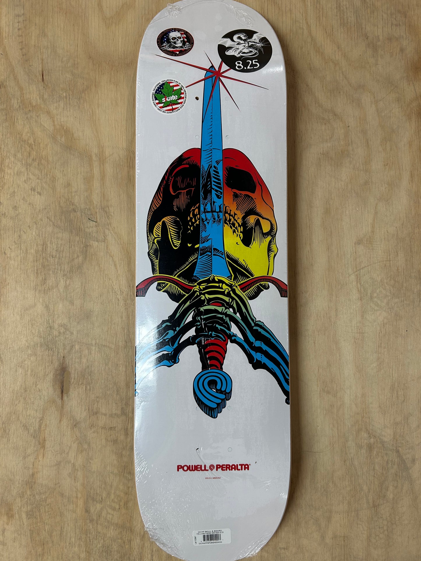 DK PP SKULL & SWORD YELLOW FADE 8.25