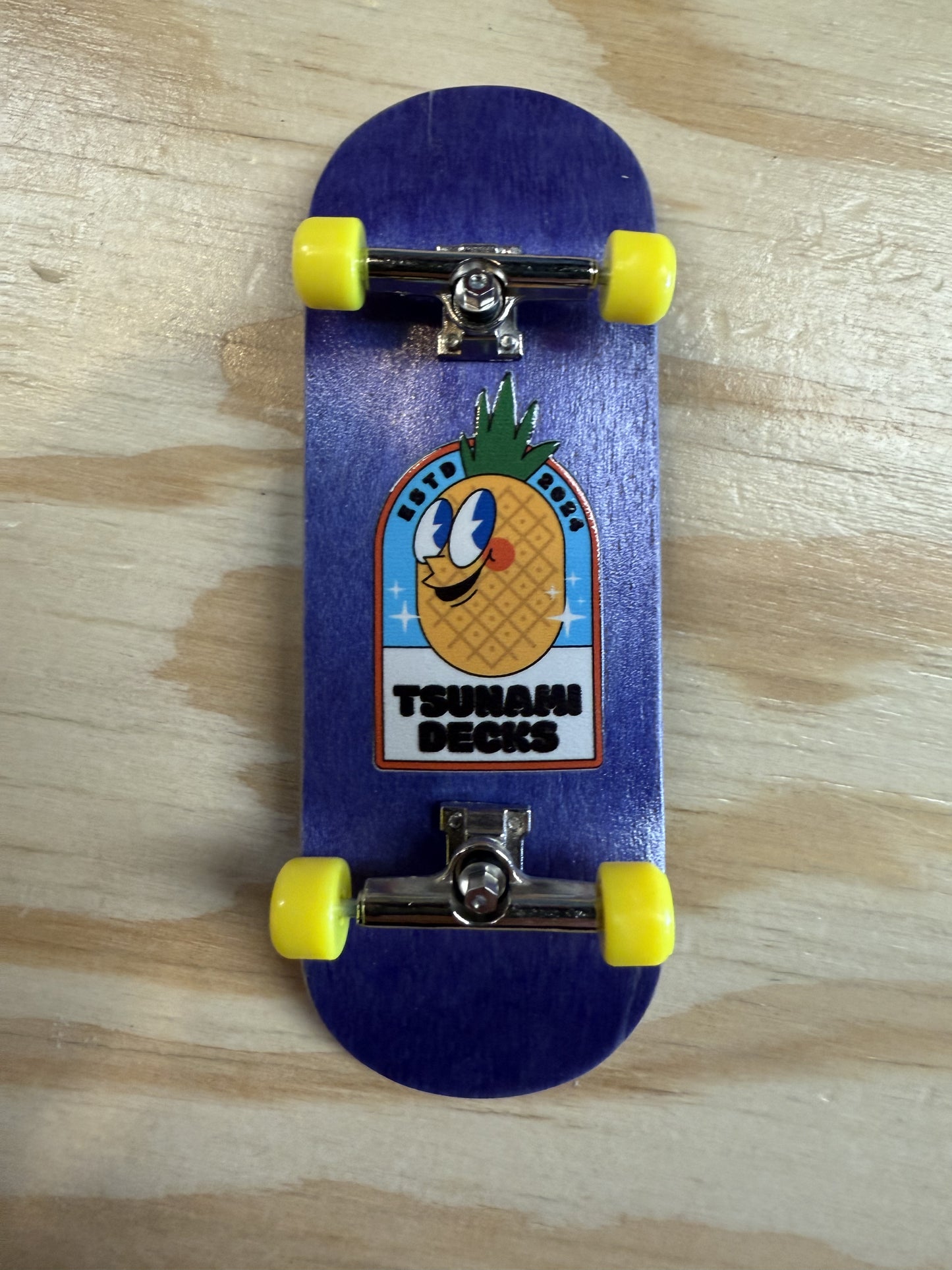 Tsunami Fingerboard Purple Complete