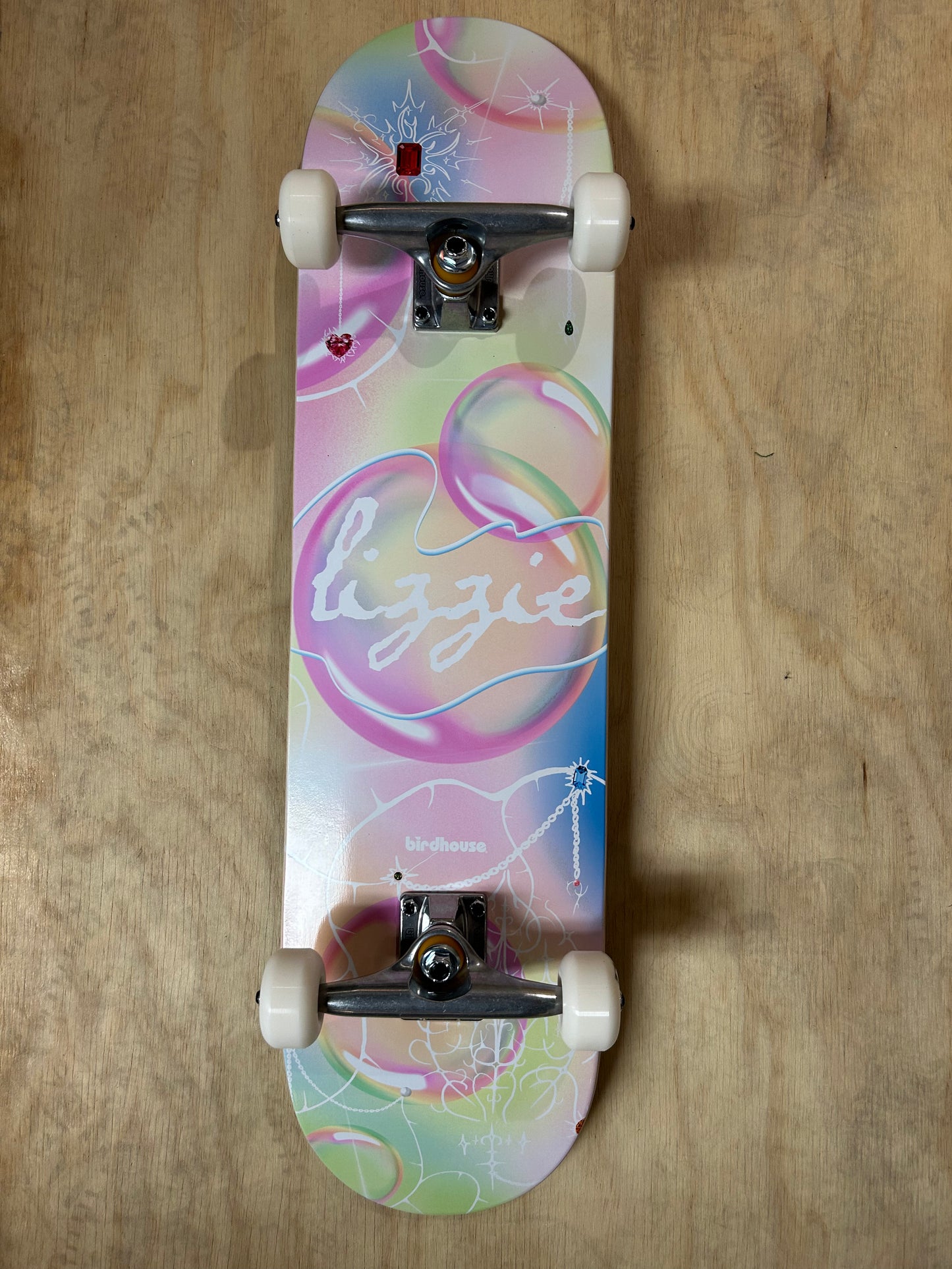 BIRDHOUSE Lizzie Armanto Bubble Skateboard Deck Complete 8.0