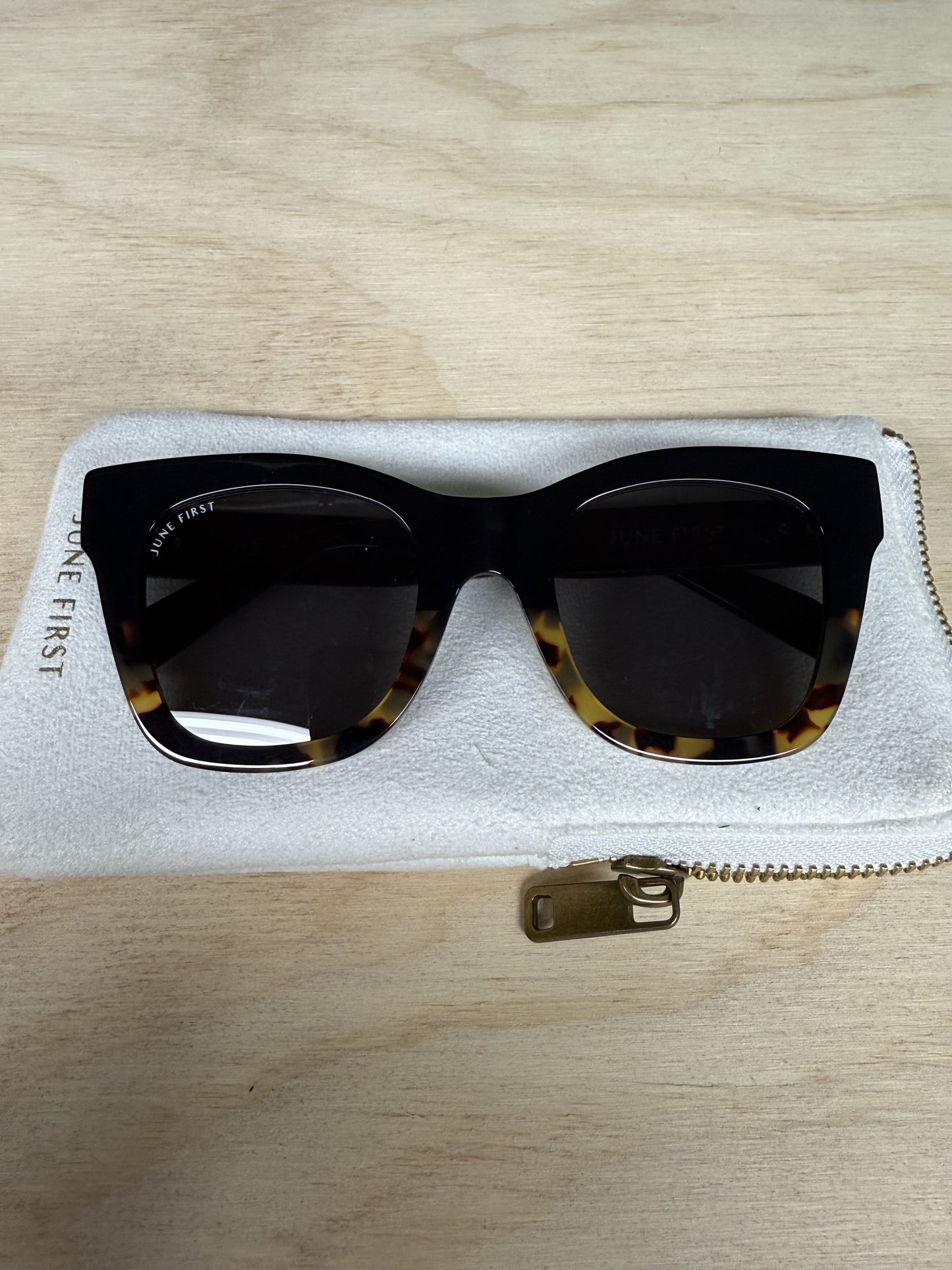 BARDOT Black Tort Fade/ G15