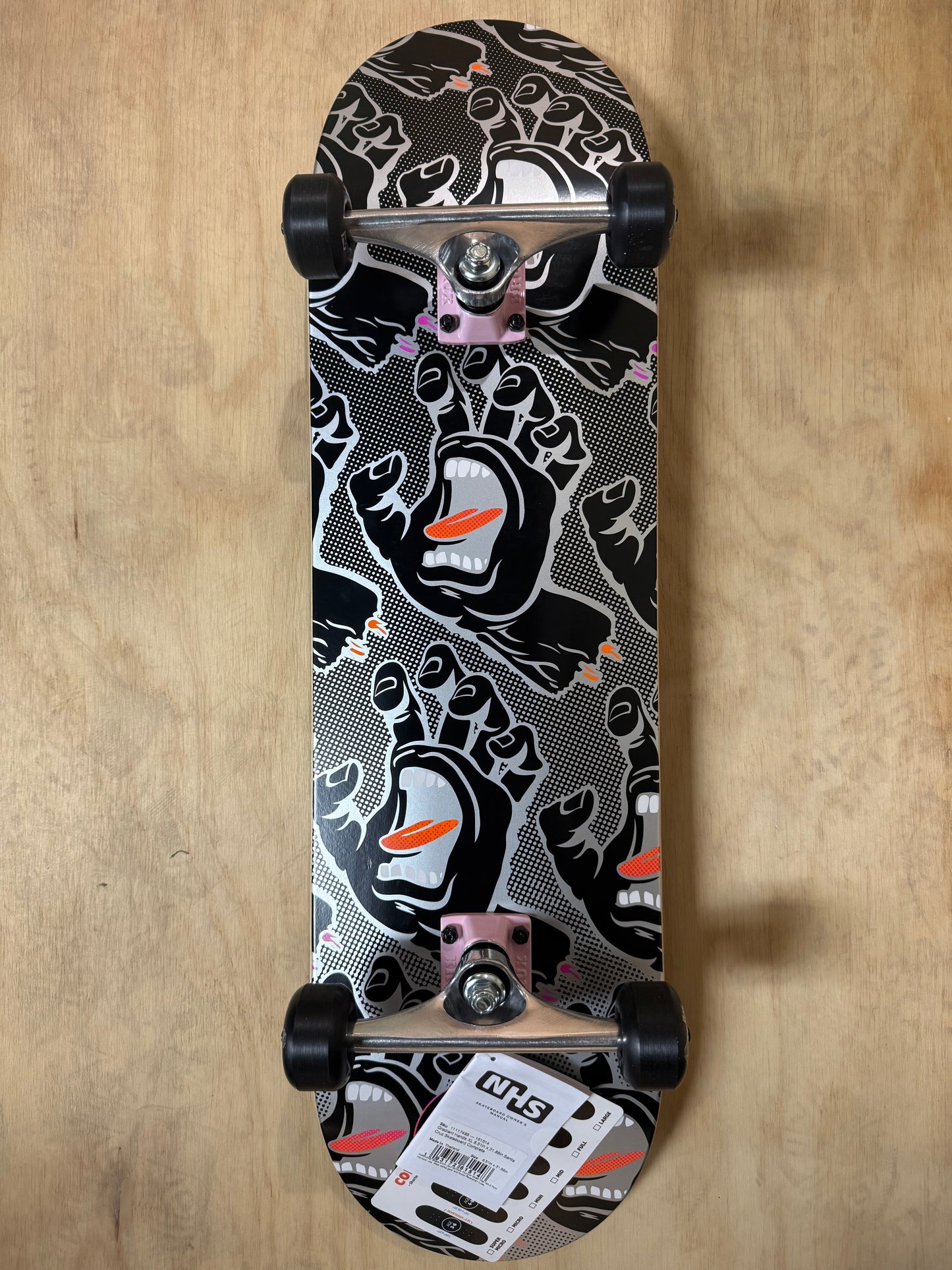 Gradient Hands XL 8.5 Santa Cruz Complete