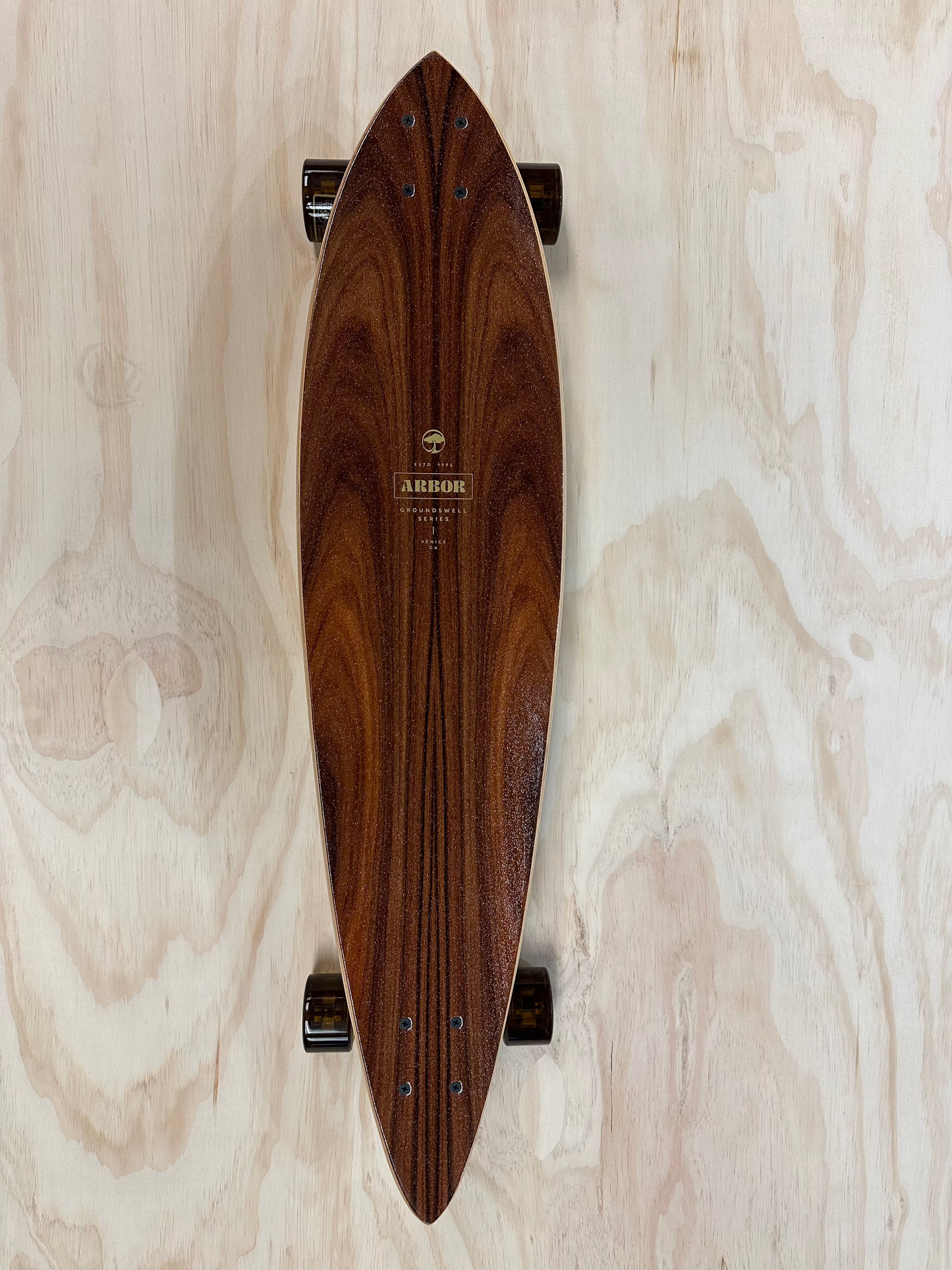 Arbor Groundswell Fish 37in Performance Complete