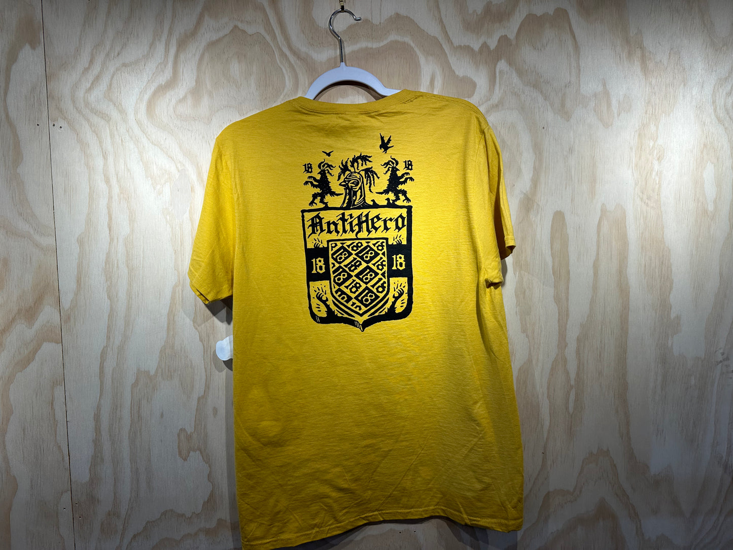 ANTIHERO COAT OF ARMS TEE MUSTARD HEATHER w/ BLACK PRINTS