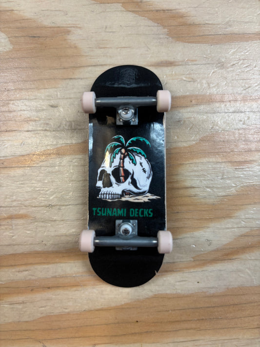 Tsunami Finger Board Complete -PRO Skull