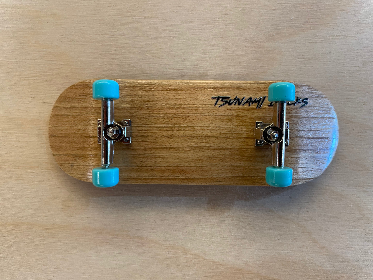 Tsunami Finger Board Complete - Natural / Blue Wheels