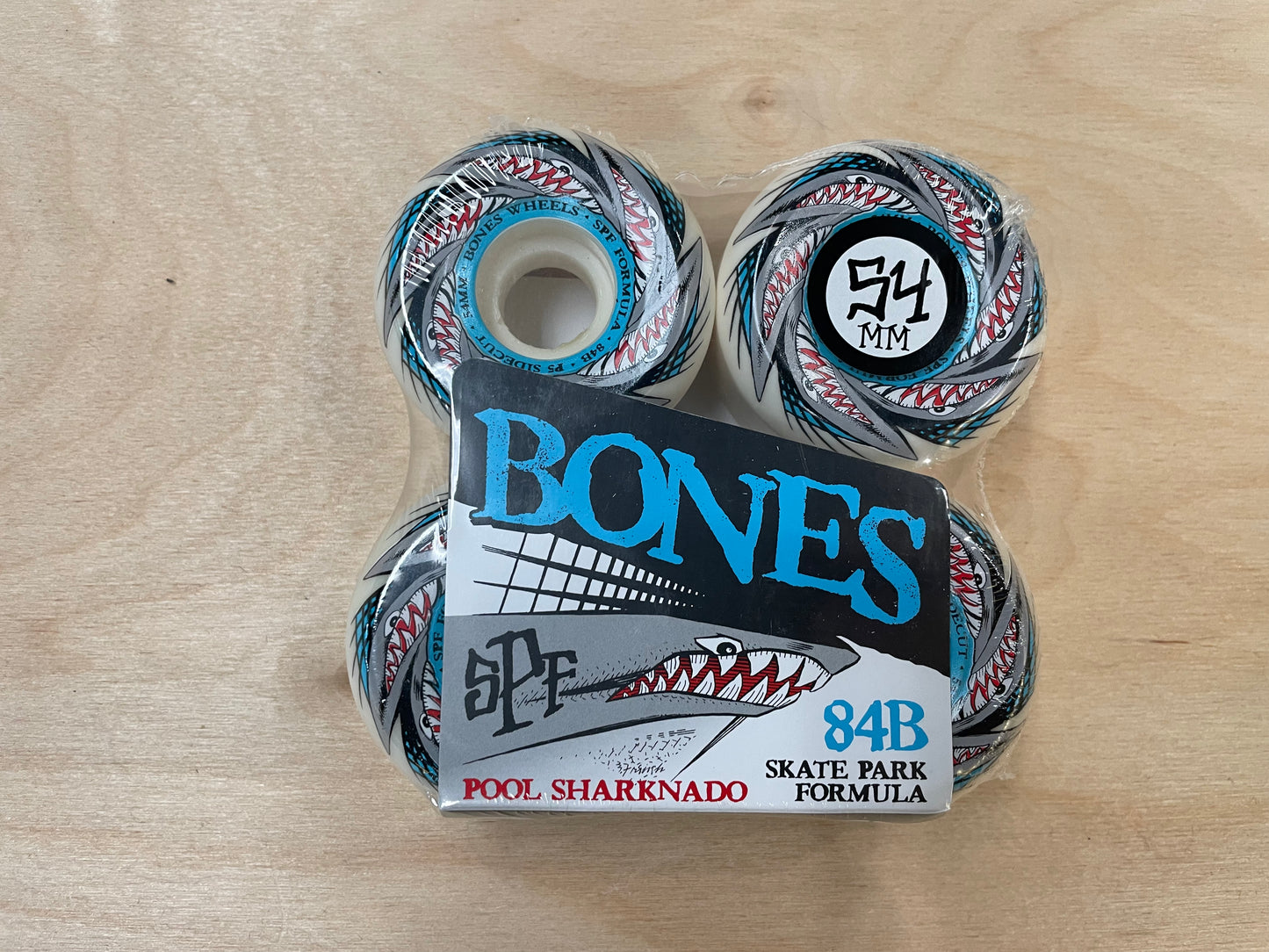 BONES POOL SHARKNADO 54MM P5 SIDECUT SKATEPARK FORMULA